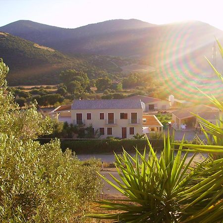 Agriturismo La Grotta Del Tesoro Santadi Exteriér fotografie